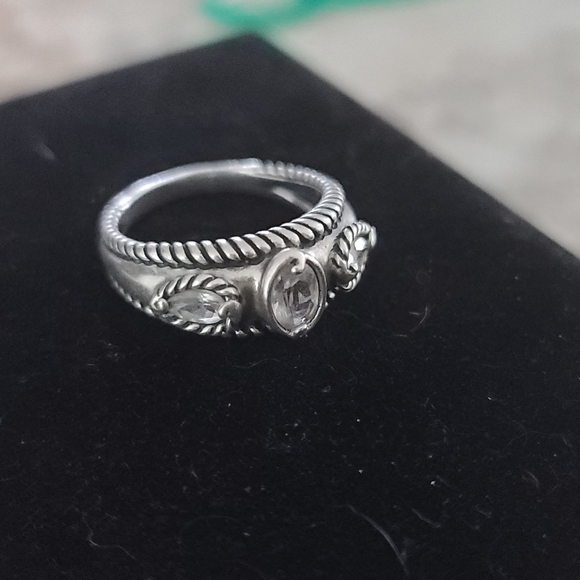 Ring - Picture 2 of 13